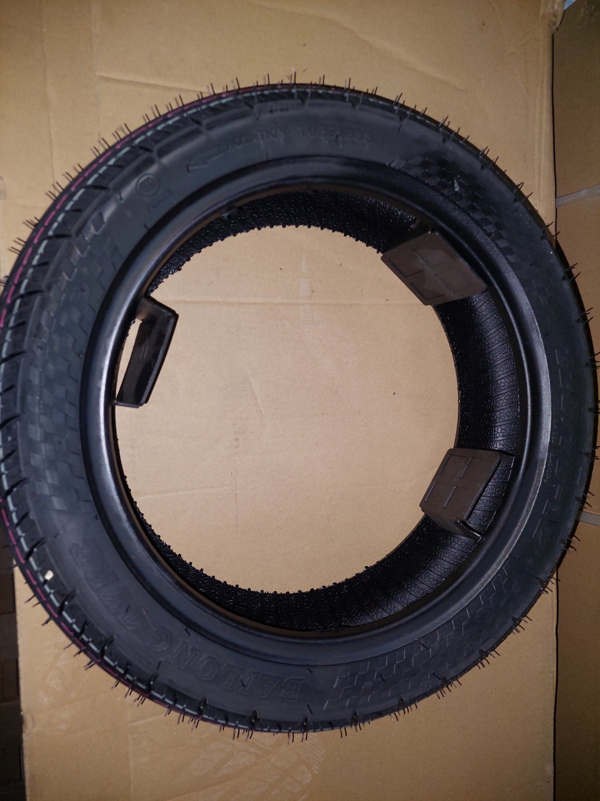 Гуми за скутер