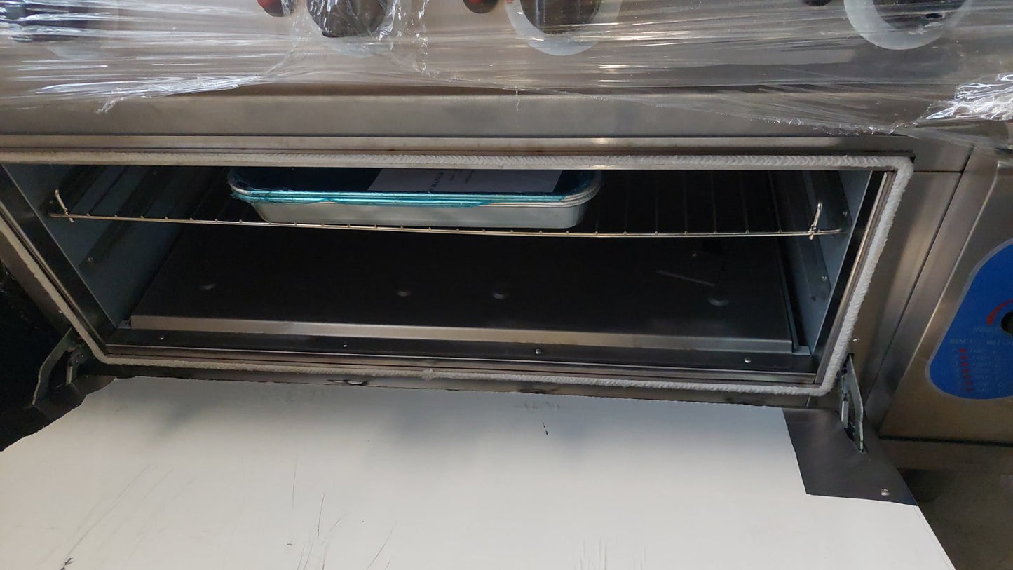 Професионална печка с фурна на газ