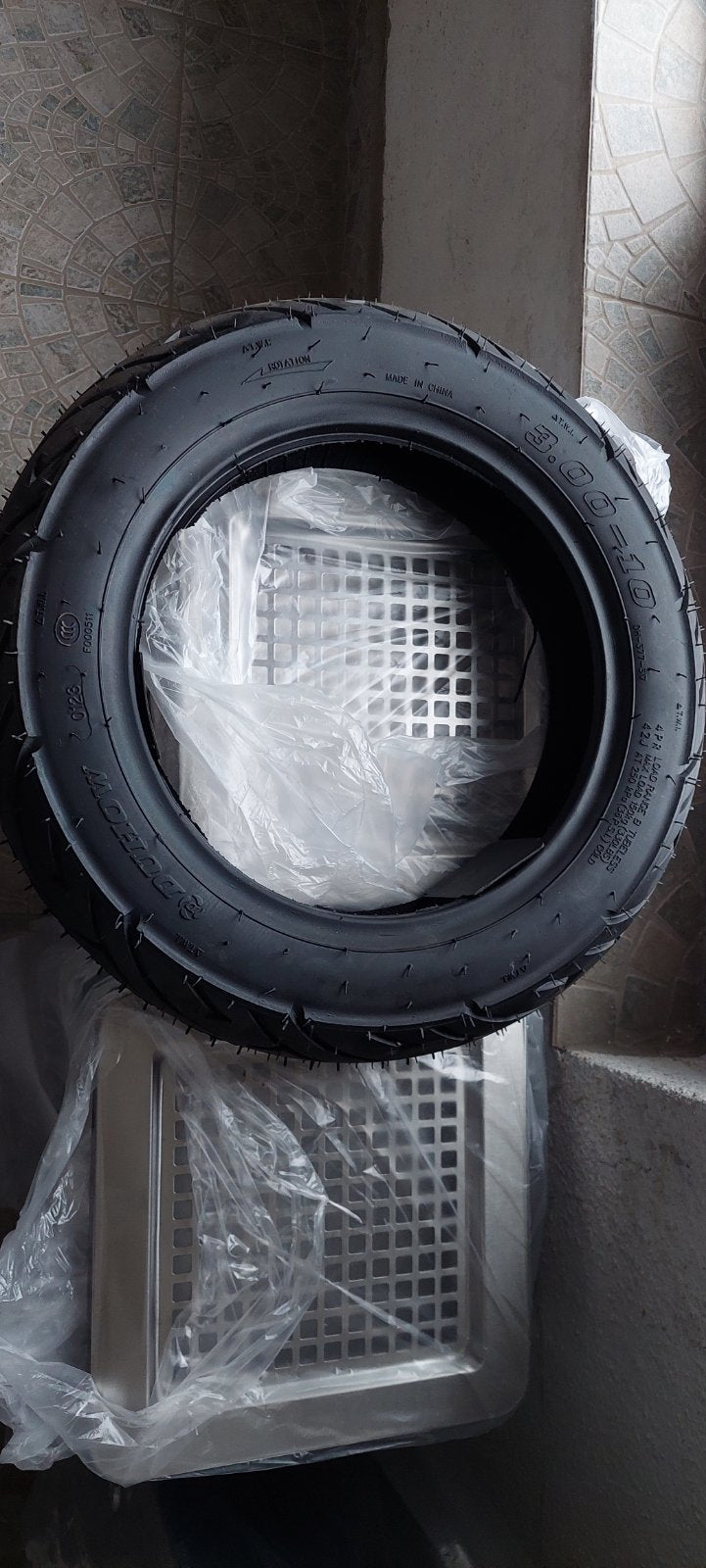 Гуми за скутер